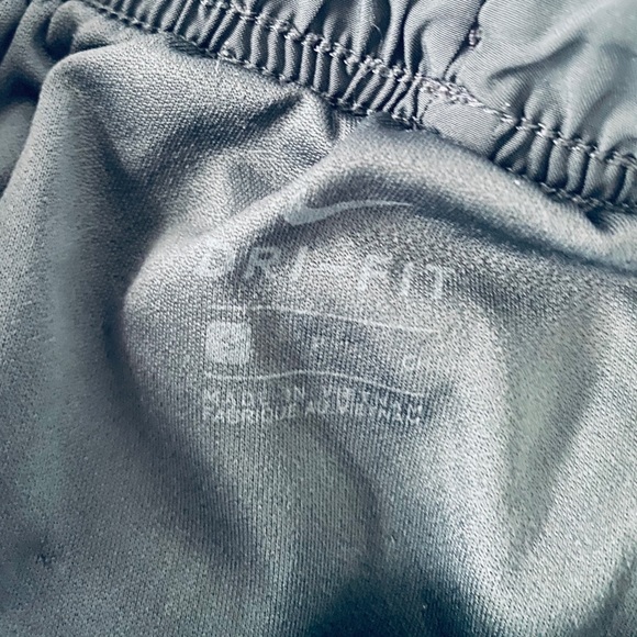 Nike Dri Fit Short - Picture 6 of 7